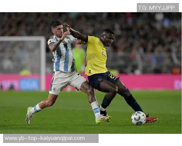 美国后卫麦肯齐谈波帅期望希望能效仿罗梅罗的踢球风格 美国后卫麦肯齐谈波帅期望希望能效仿罗梅罗的踢球风格