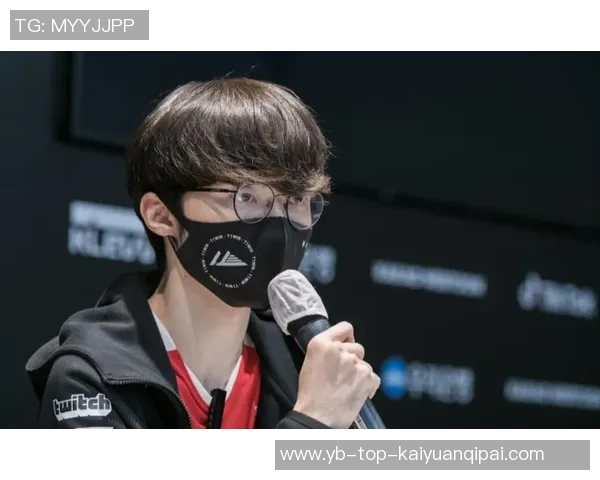 图拉姆因大腿伤缺席一个月后周四重返训练场状态回暖 图拉姆因大腿伤缺席一个月后周四重返训练场状态回暖