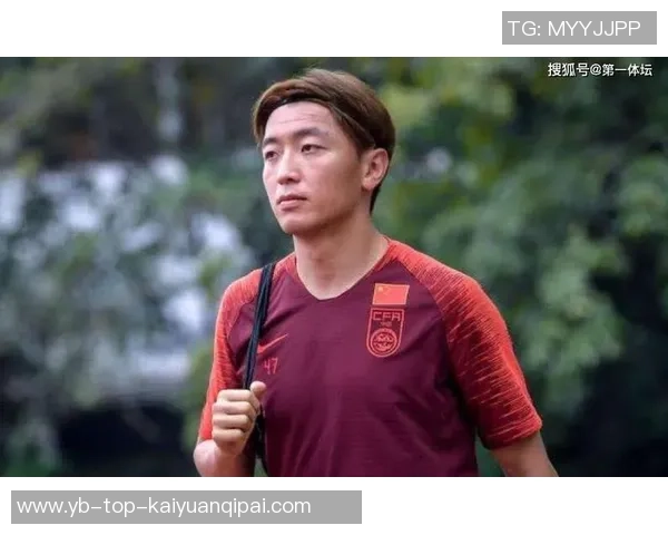 杨旭谈中国足球青春岁月希望将宝贵经验传承给年轻一代